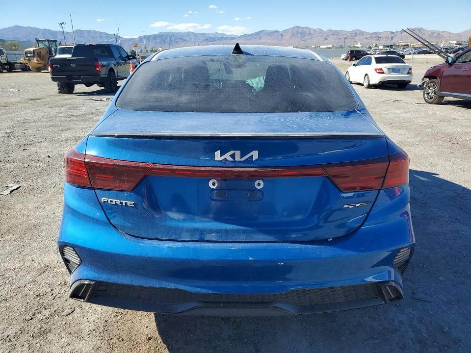 2022 KIA FORTE GT LINE 6