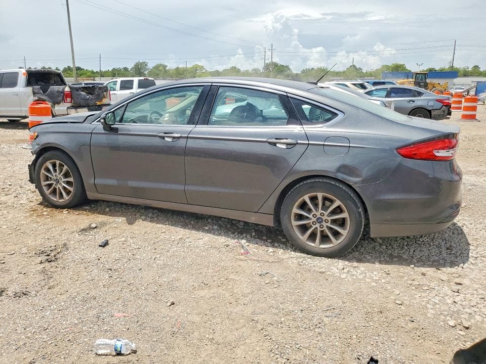 2017 FORD FUSION SE 2