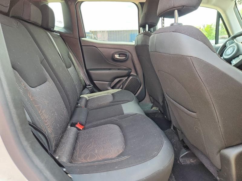 2023 JEEP RENEGADE LATITUDE 11