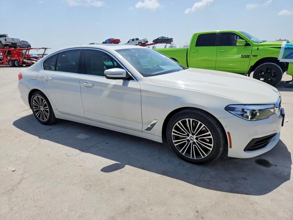 2019 BMW 530 XI 4