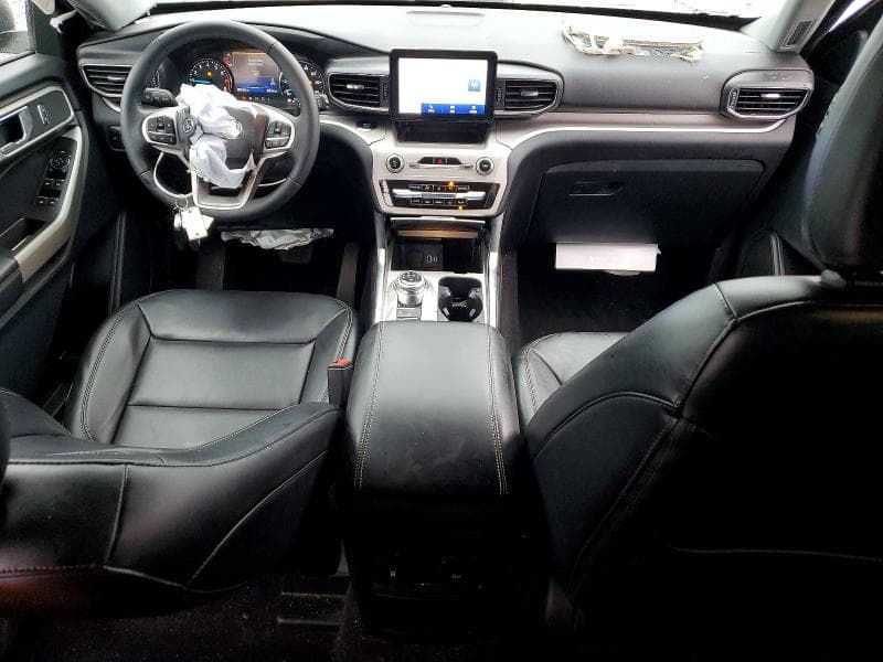 2024 FORD EXPLORER XLT 8