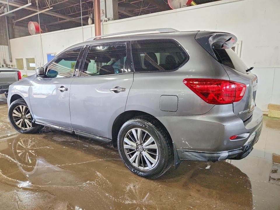 2018 NISSAN PATHFINDER 2