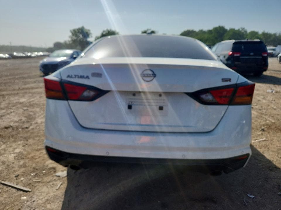 2024 NISSAN ALTIMA SR 6