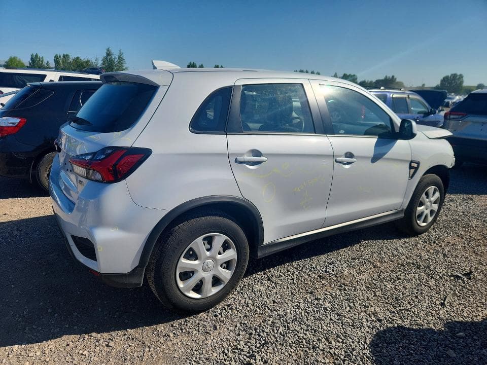 2024 MITSUBISHI RVR ES 3