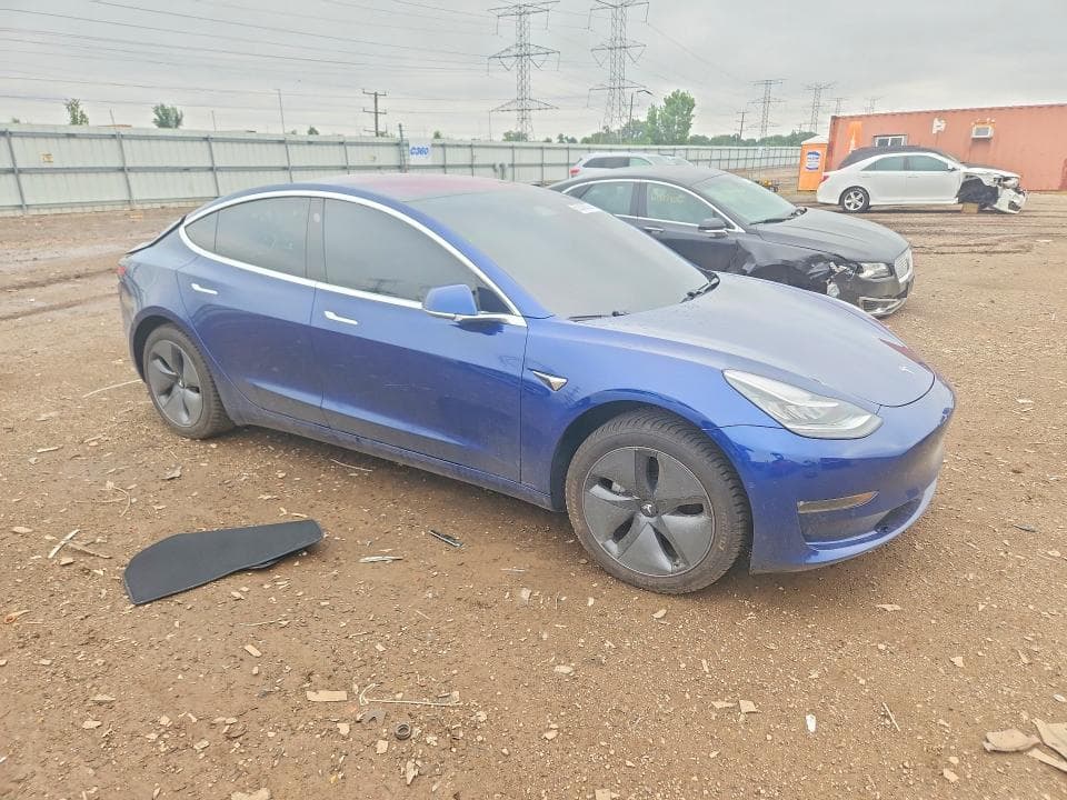 2018 TESLA MODEL 3 4