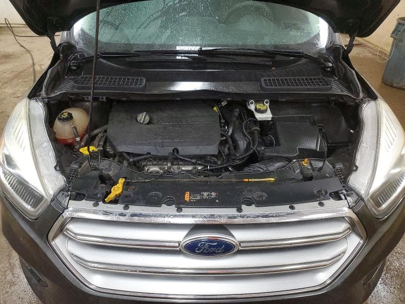 2017 FORD ESCAPE SE 12
