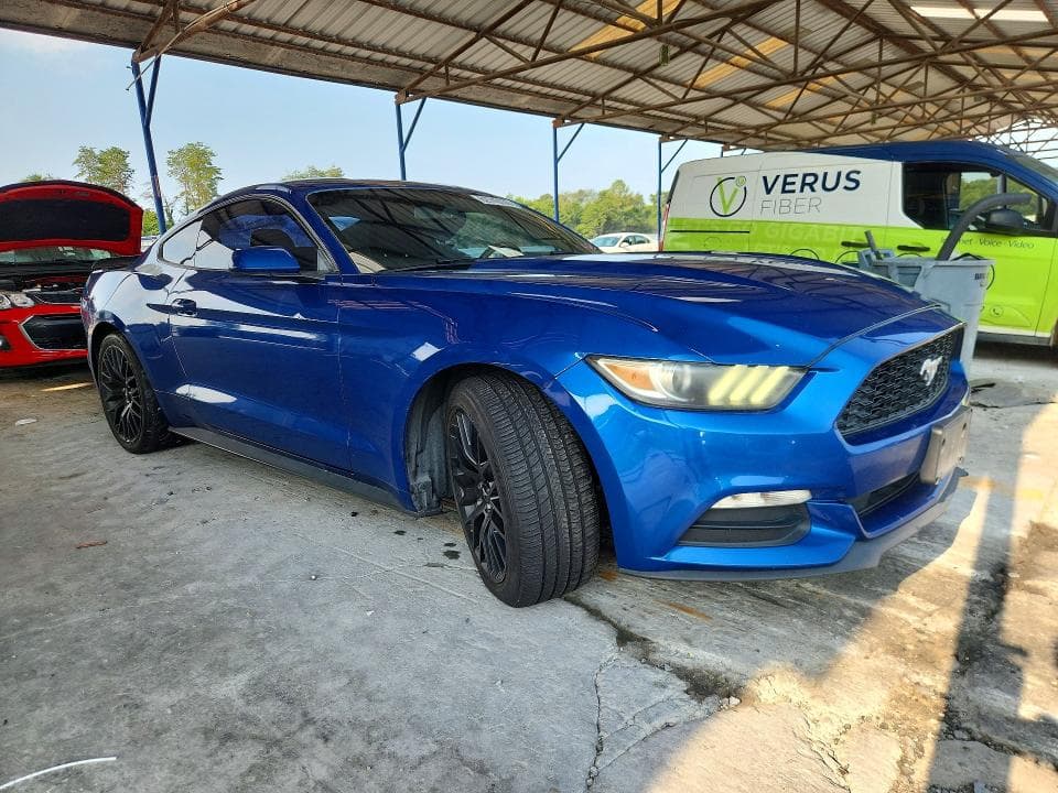 2017 FORD MUSTANG 4