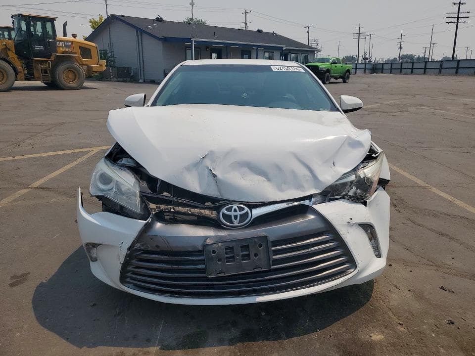 2017 TOYOTA CAMRY LE 5