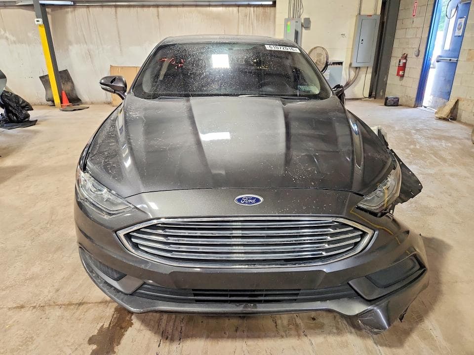 2017 FORD FUSION SE 5