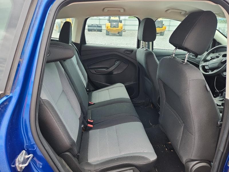 2017 FORD ESCAPE S 11