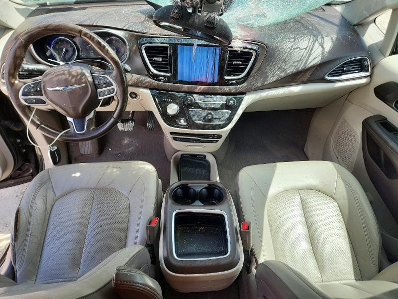 2017 CHRYSLER PACIFICA TOURING L PLUS 8