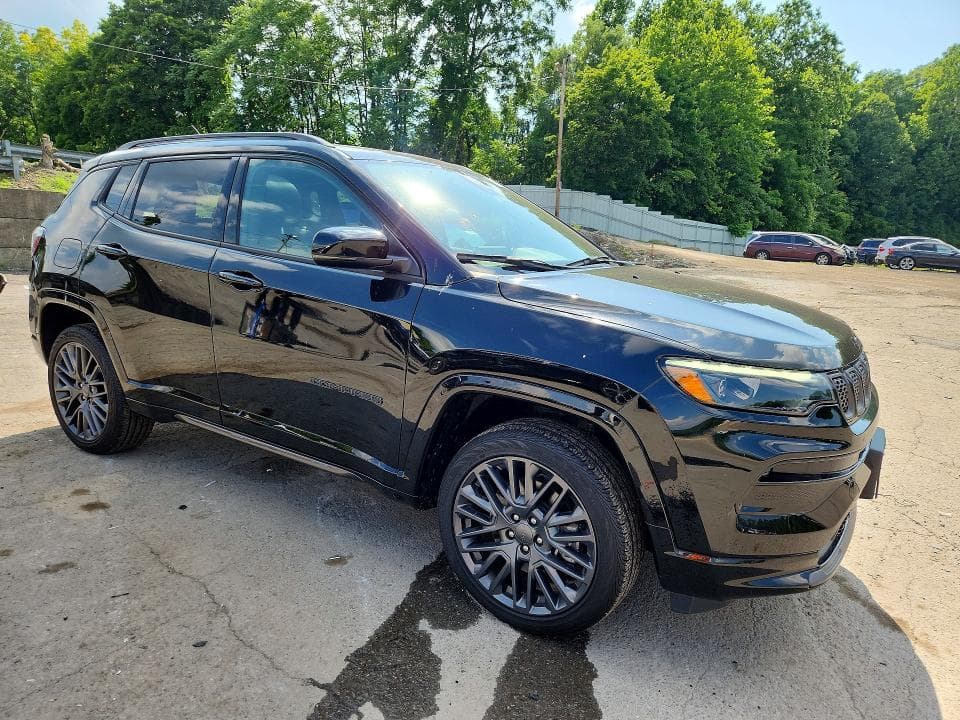 2023 JEEP COMPASS 4