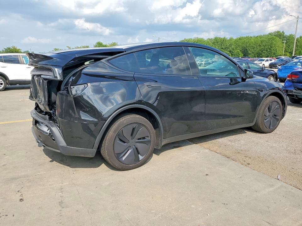 2026 TESLA MODEL Y 3