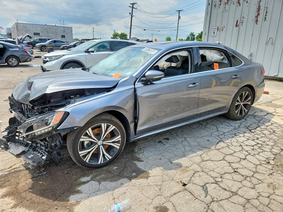 2021 VOLKSWAGEN PASSAT SE - 1