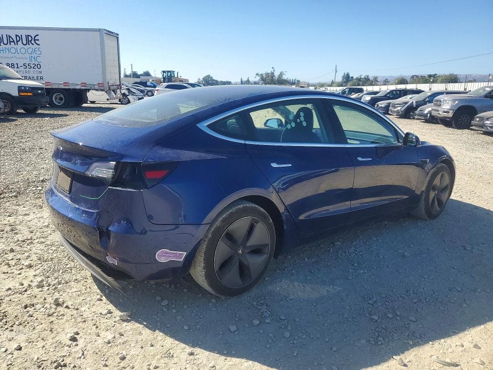2018 TESLA MODEL 3 3