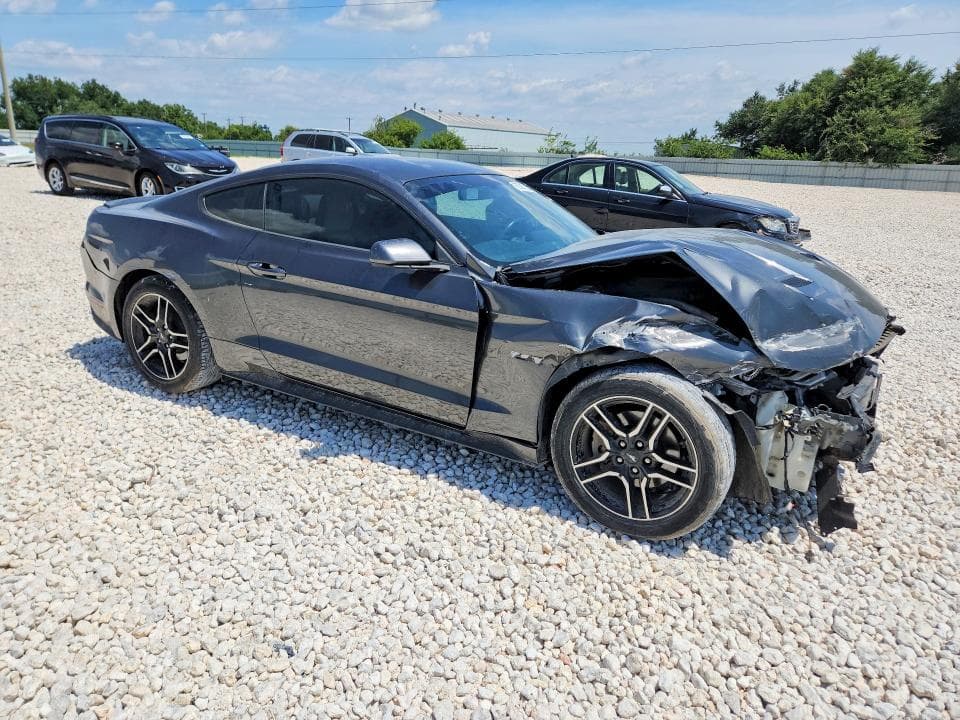 2018 FORD MUSTANG 4
