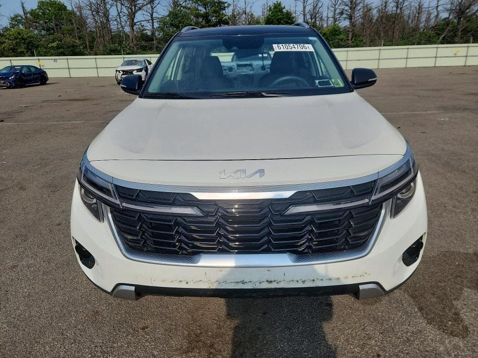 2025 KIA SELTOS S 5