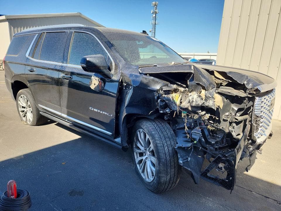 2021 GMC YUKON DENALI 4