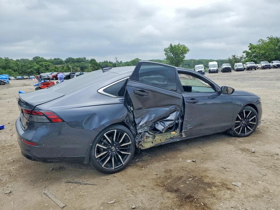 2025 HONDA ACCORD TOURING HYBRID 3