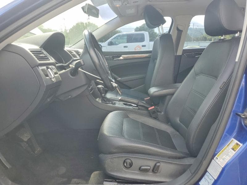 2017 VOLKSWAGEN PASSAT SE 7