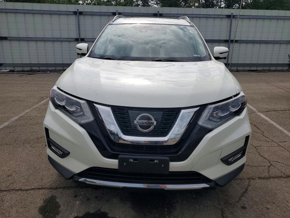 2017 NISSAN ROGUE SL 5