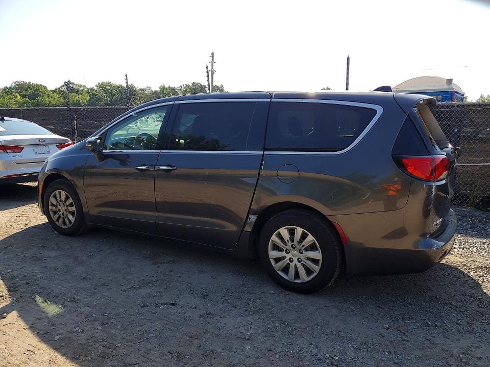 2018 CHRYSLER PACIFICA L 2