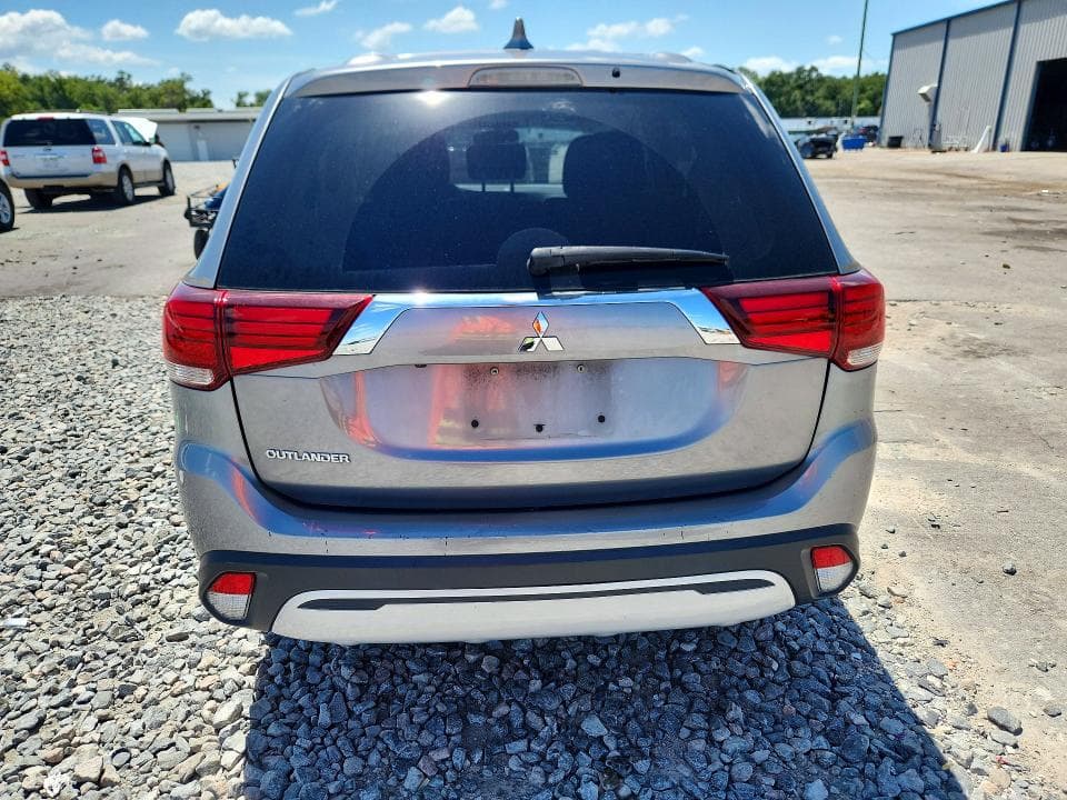 2020 MITSUBISHI OUTLANDER ES 6
