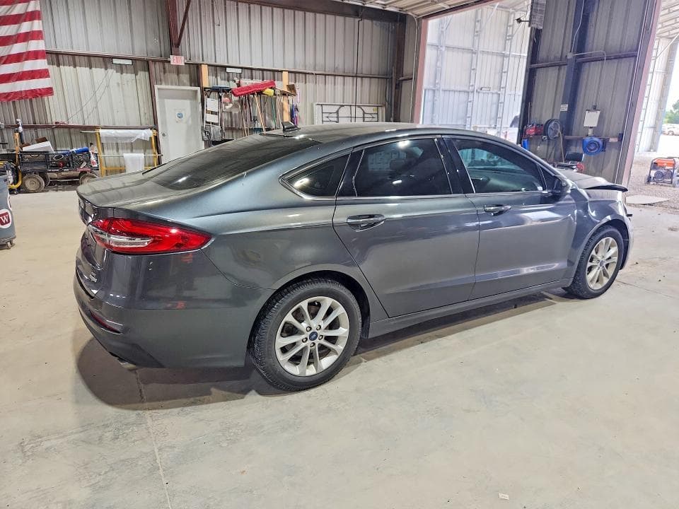 2020 FORD FUSION SE 3