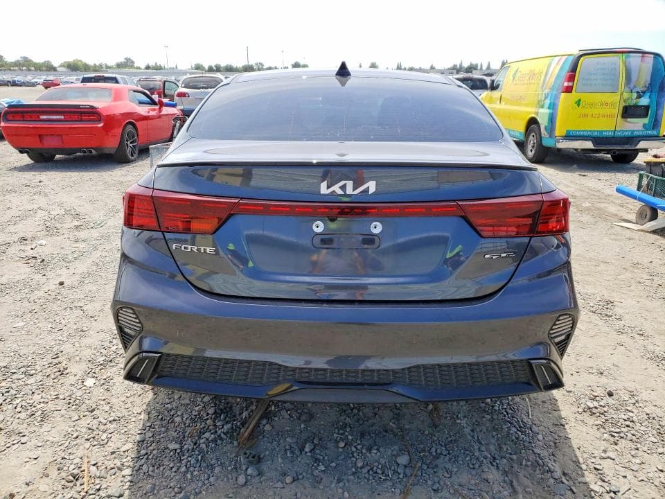 2023 KIA FORTE GT LINE 6