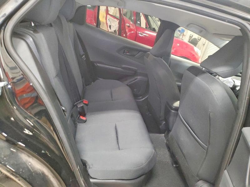 2025 TOYOTA PRIUS 10