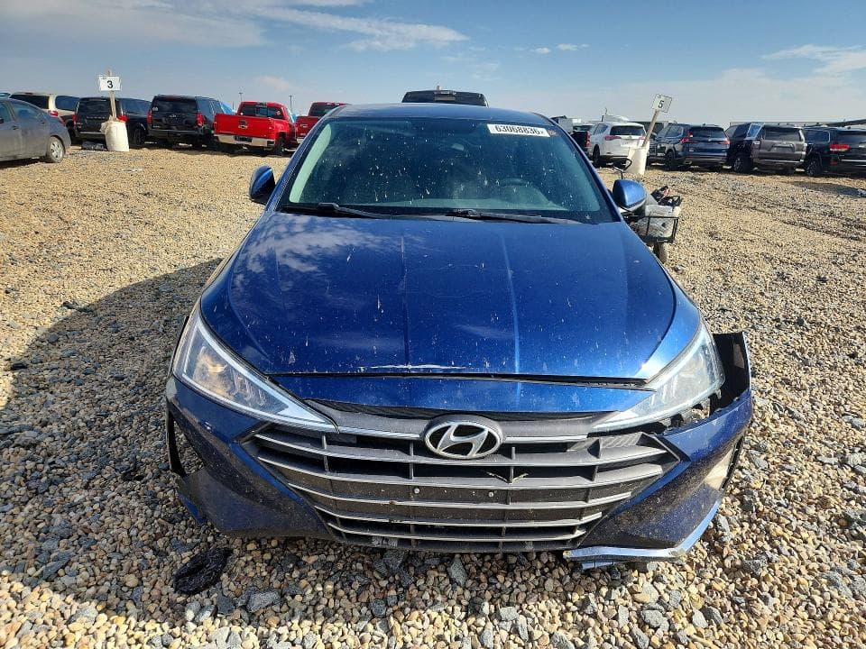 2019 HYUNDAI ELANTRA SE 5