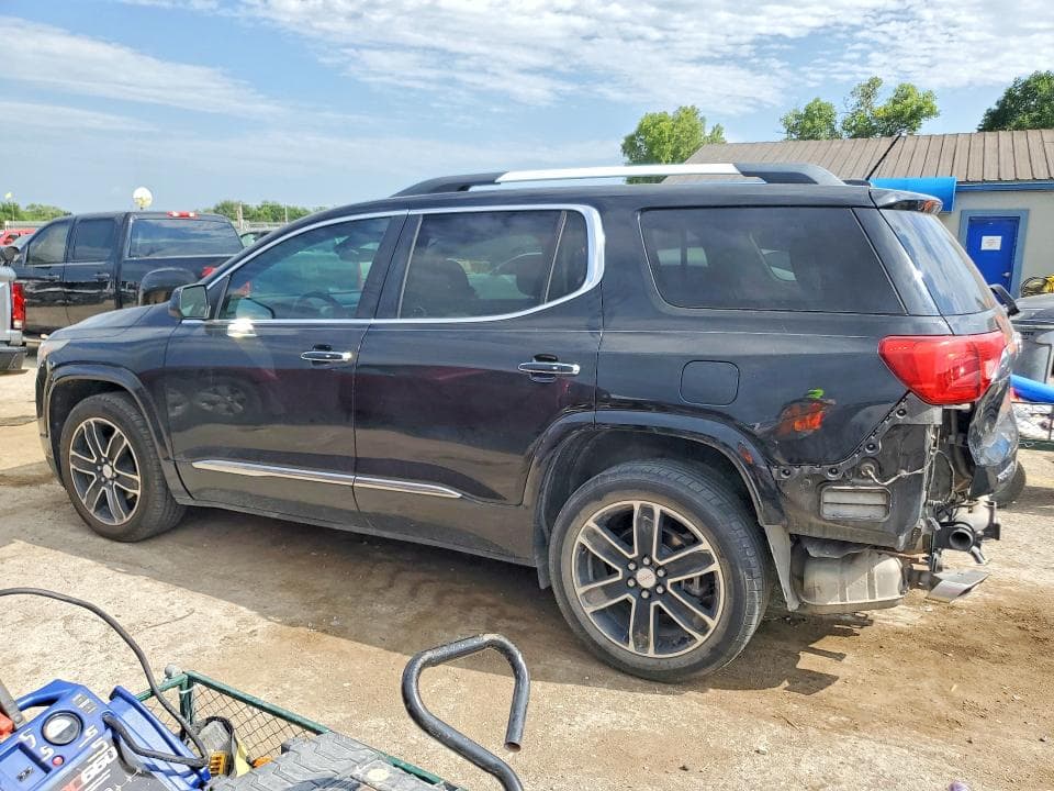 2018 GMC ACADIA DENALI 2