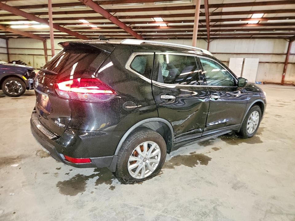 2020 NISSAN ROGUE SV 3