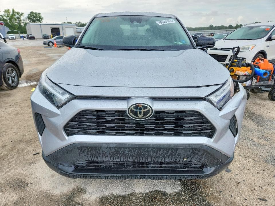 2024 TOYOTA RAV4 LE 5