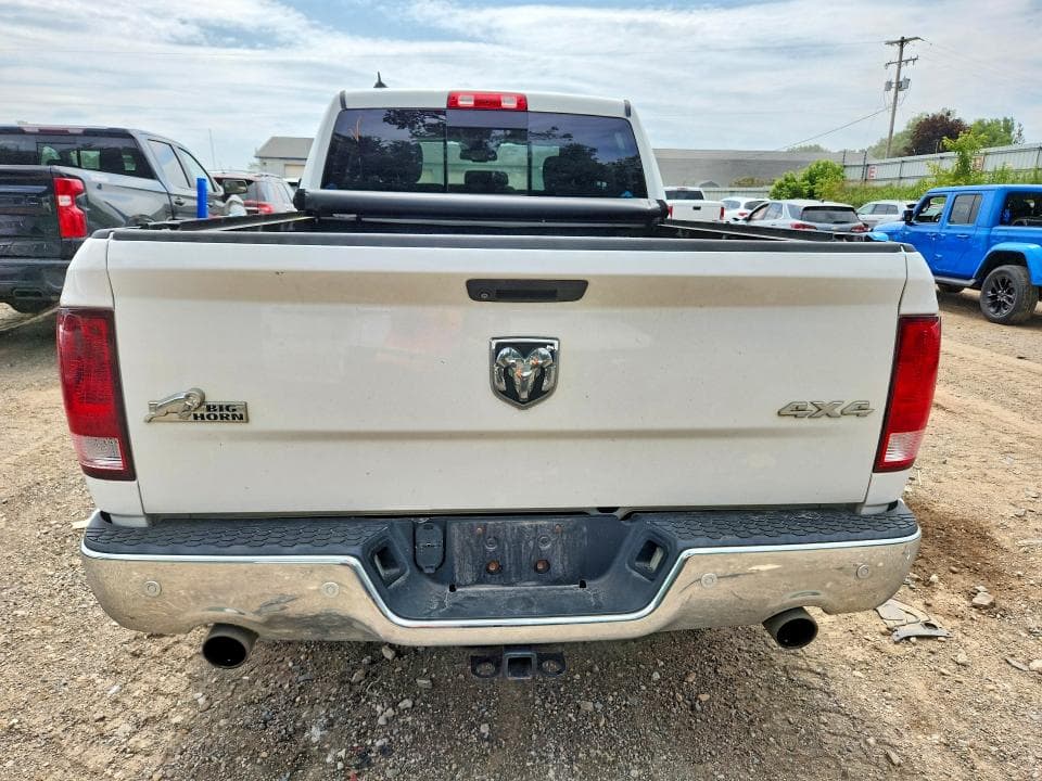 2019 RAM 1500 CLASSIC SLT 6