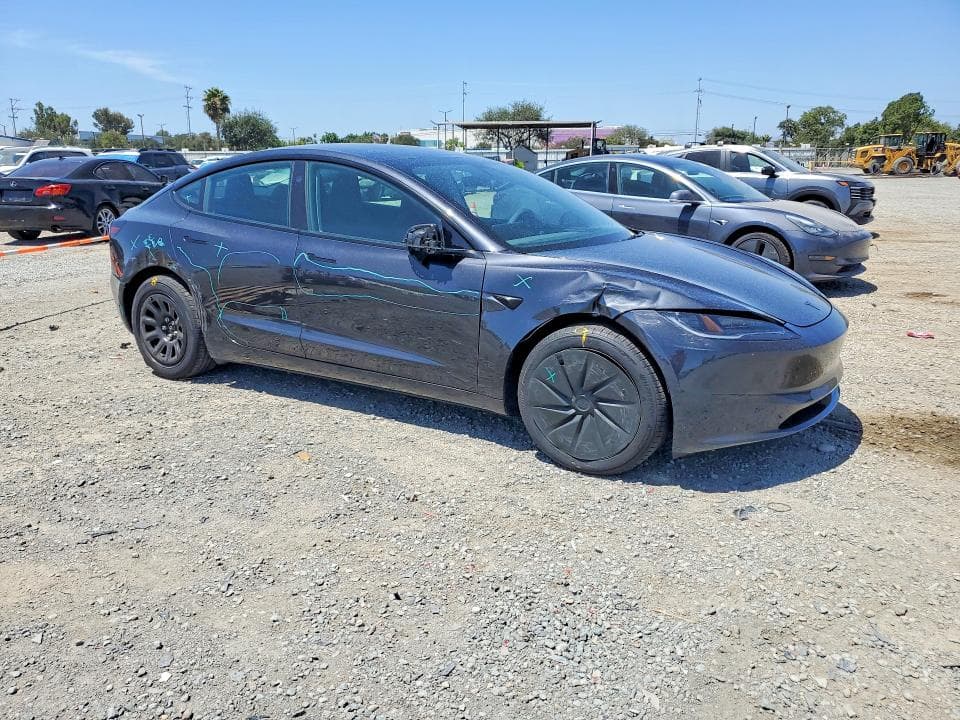2026 TESLA MODEL 3 4