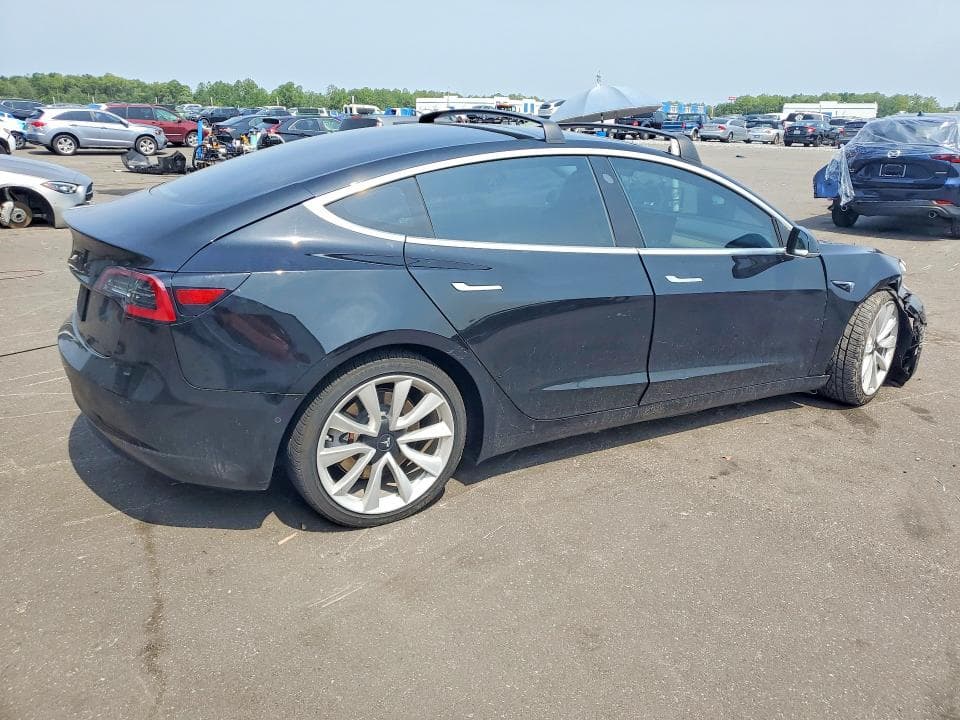 2020 TESLA MODEL 3 3
