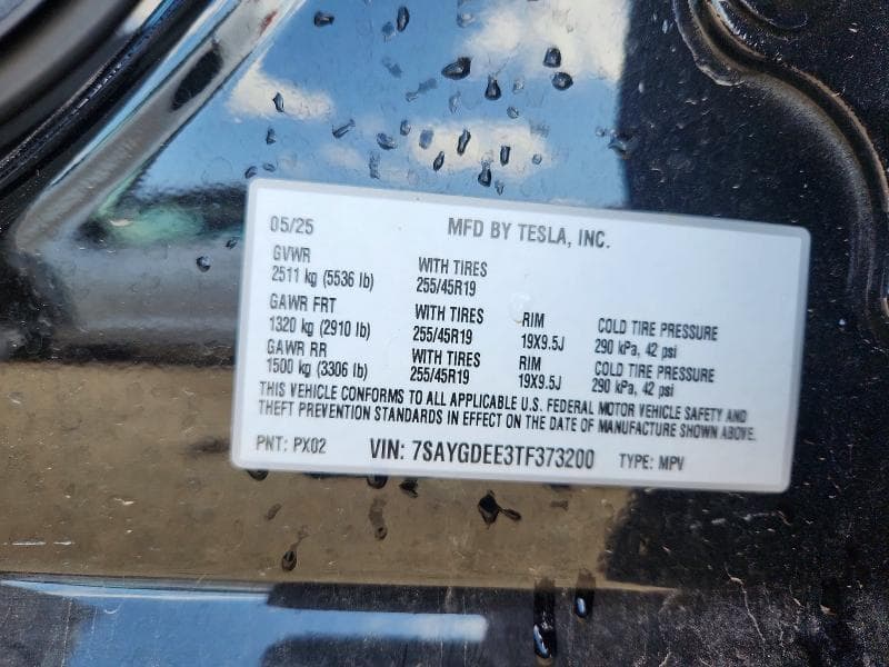 2026 TESLA MODEL Y 14