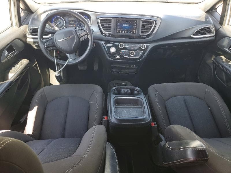 2020 CHRYSLER PACIFICA TOURING 8