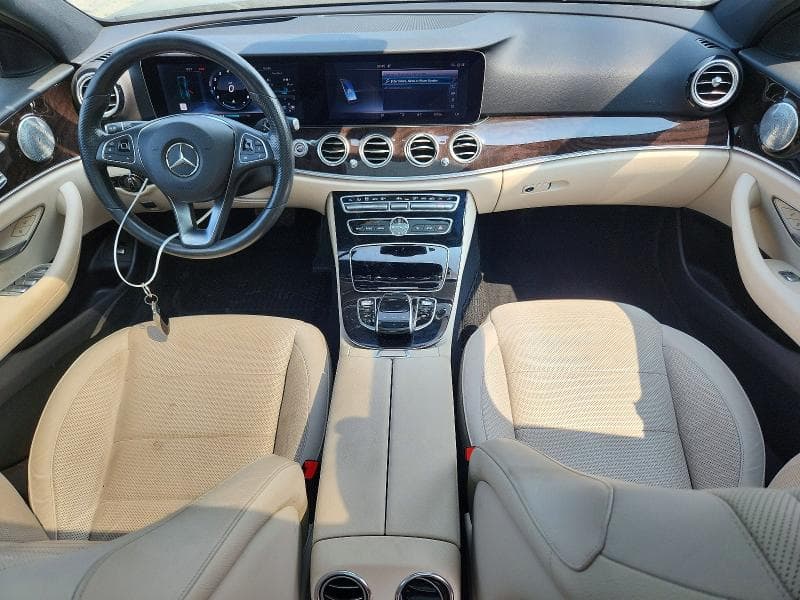 2017 MERCEDES-BENZ E 300 4MATIC 8