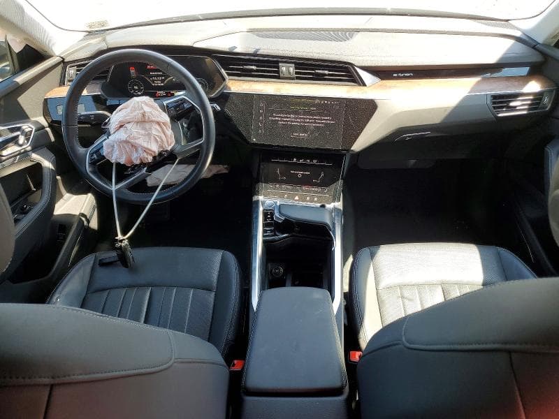 2019 AUDI E-TRON PREMIUM PLUS 8