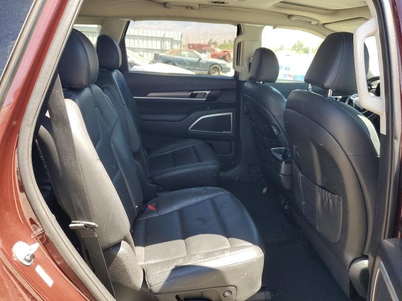 2020 KIA TELLURIDE S 11