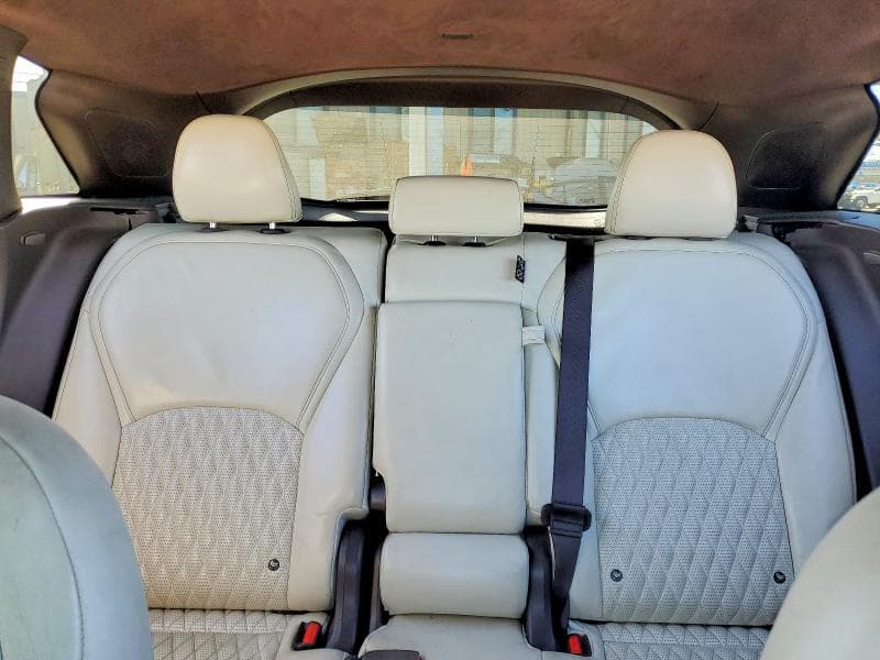 2019 INFINITI QX50 ESSENTIAL 10