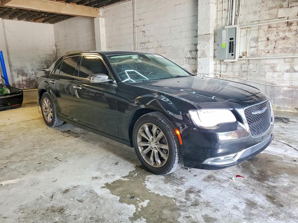 2017 CHRYSLER 300C 4