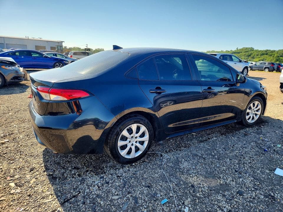 2021 TOYOTA COROLLA LE 3