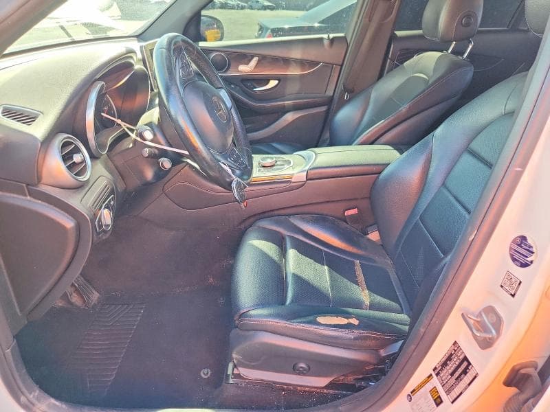2017 MERCEDES-BENZ GLC 300 7
