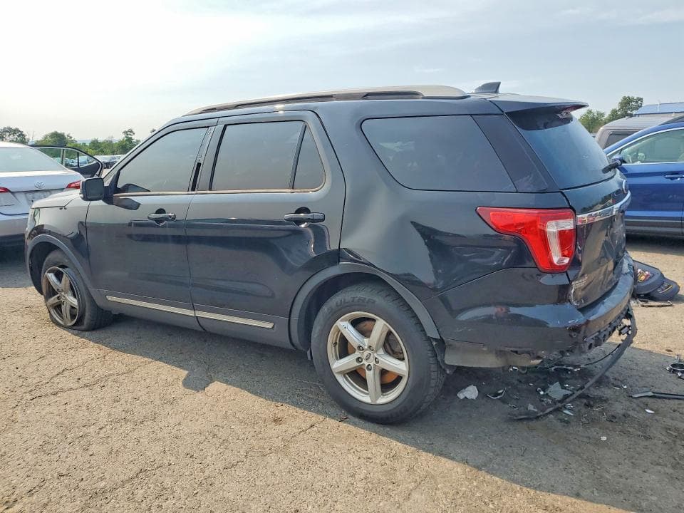 2017 FORD EXPLORER XLT 2