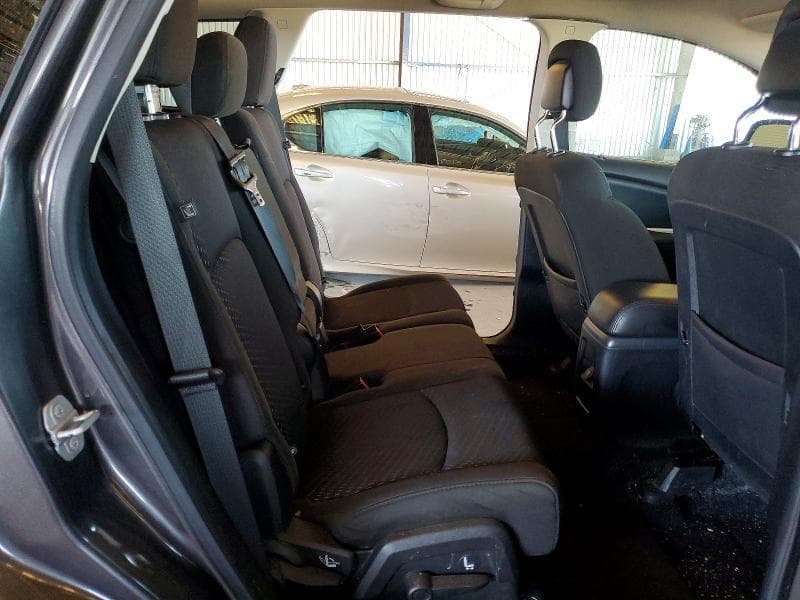 2019 DODGE JOURNEY SE 11