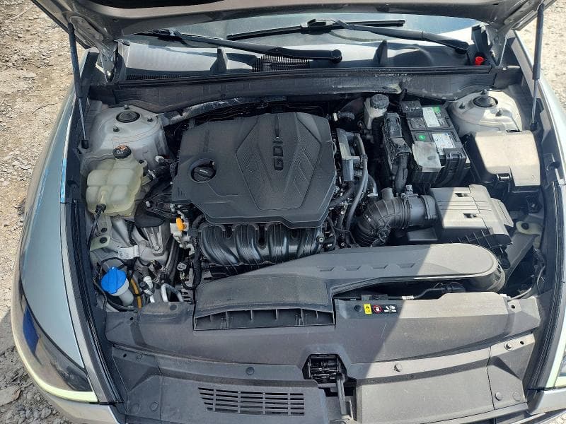 2021 HYUNDAI SONATA SE 11