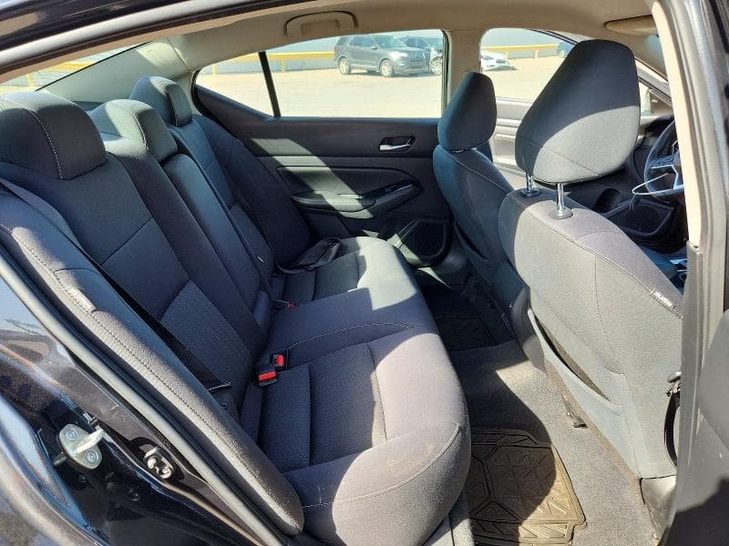 2021 NISSAN ALTIMA 10